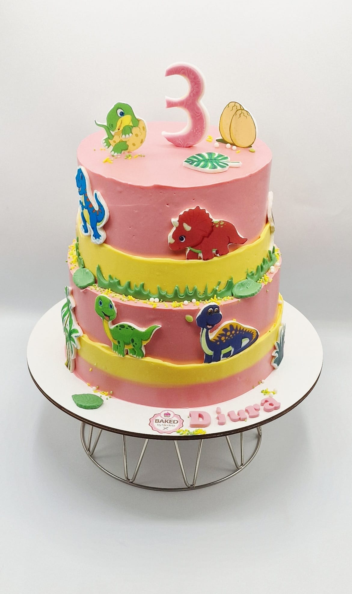 Bespoke custom celebration cake for Girls & Fairytales handcrafted by Nicoleta